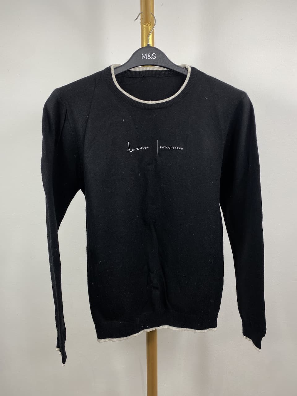 Black Fashion sweater - SMALL
