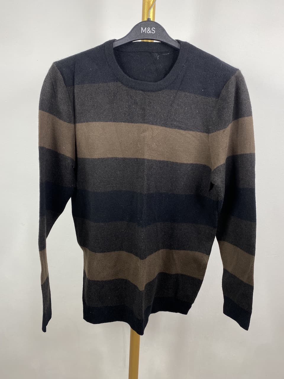 Sweater - MEDIUM