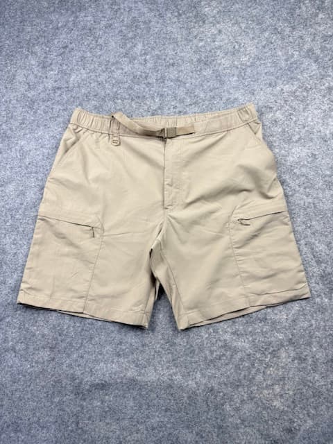 Uniqlo Utility Cargo Shorts — Size XL