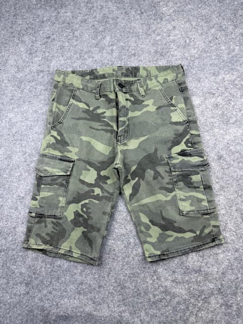 Camouflage Cargo Shorts – Size 32