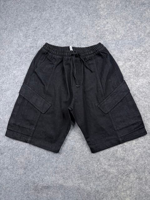 Black Denim Cargo Shorts – Relaxed Fit L