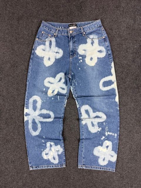 Authentic SURGERY Bleached Flower Graphic Denim Jeans - Blue Streetwear | Size L (W33-34)