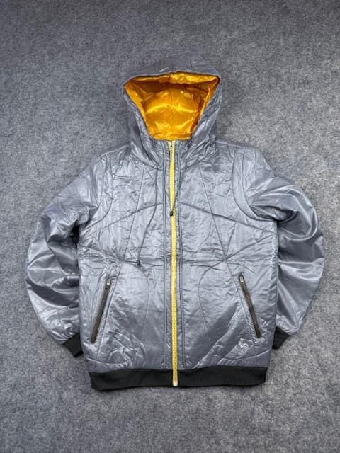 Pre-Loved Le Coq Sportif Thinsulate Insulated Hooded Puffer Jacket - Grey / Gold | Women's Size S