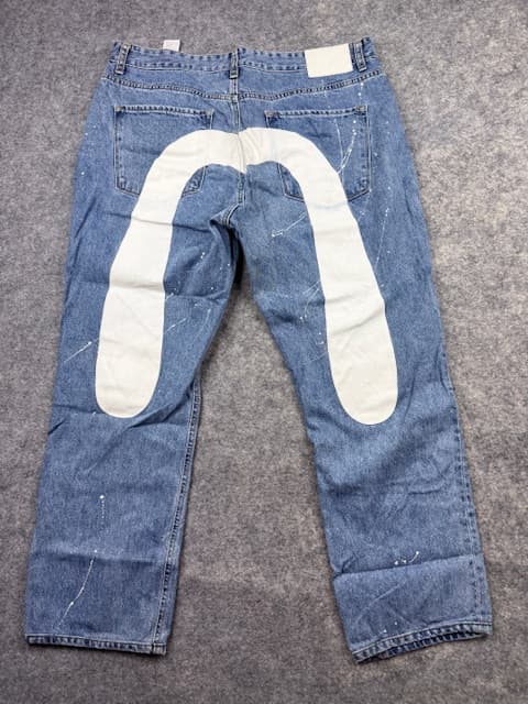 Evisu Handcrafted Authentic Straight-Fit Paint Splatter Jeans with Big White Daicock Logo - Light Indigo Wash | Size 38