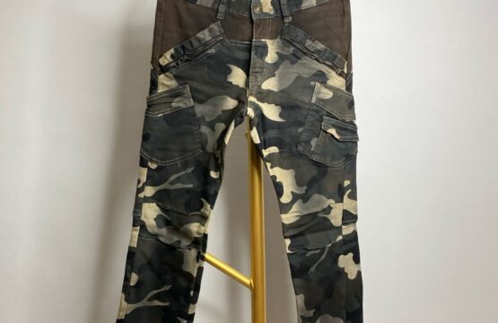 Camouflage cargo pant - W28 L40