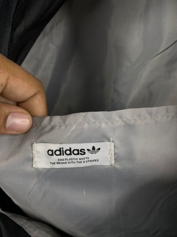 Adidas originals bag - Image 5