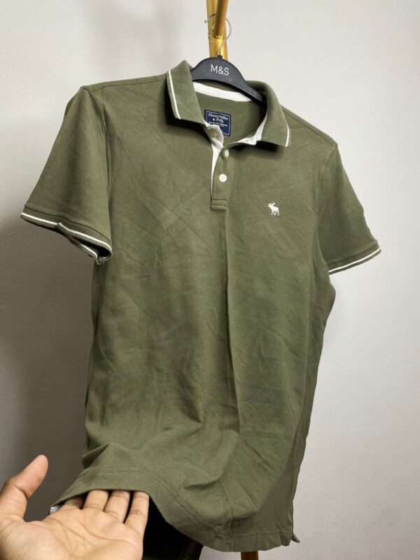 Abercrombie polo T-shirt - Image 3