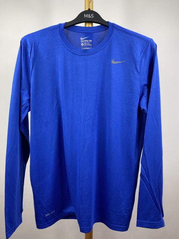 Nike dri-fit full sleeve T-shirt - LARGE - Image 2