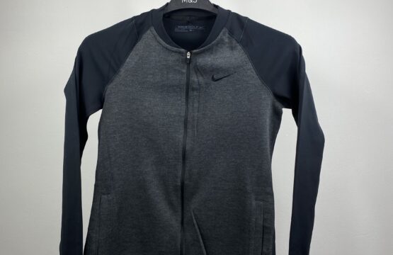 NIKE TRACK JACKET (women) - MEDIUM