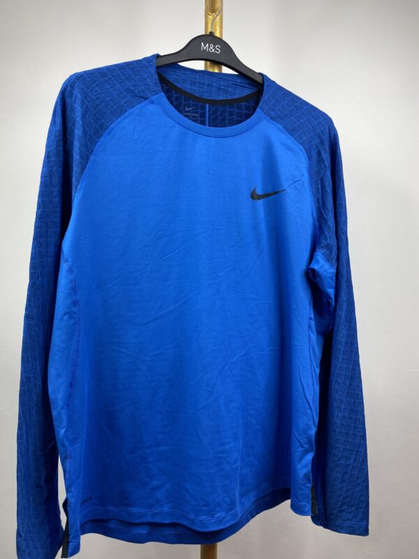 NIKE PRO T-SHIRT - 3XL - Image 2