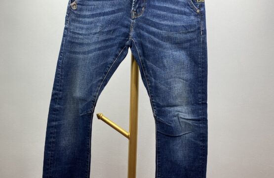 Denim jeans - W30 L42