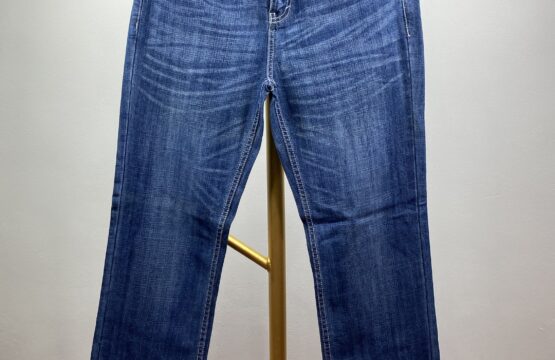 Denim jeans - W32 L42