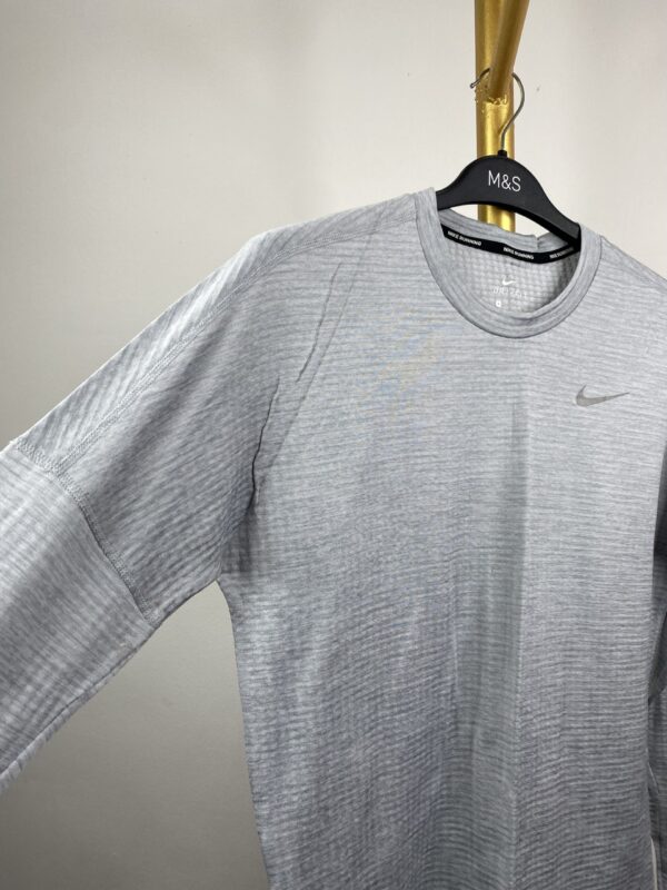 Nike dri-fit T-shirt- SMALL - Image 3