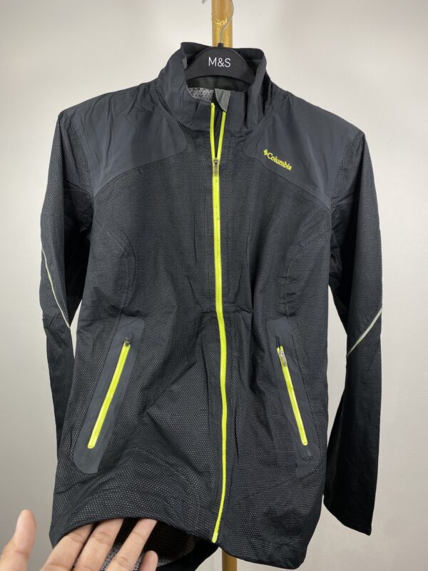 Columbia omni-dry ultra breathable water proof jacket - Image 3