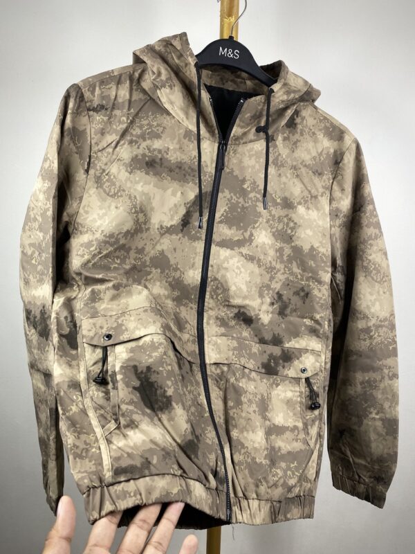 Camouflage jacket - Image 3