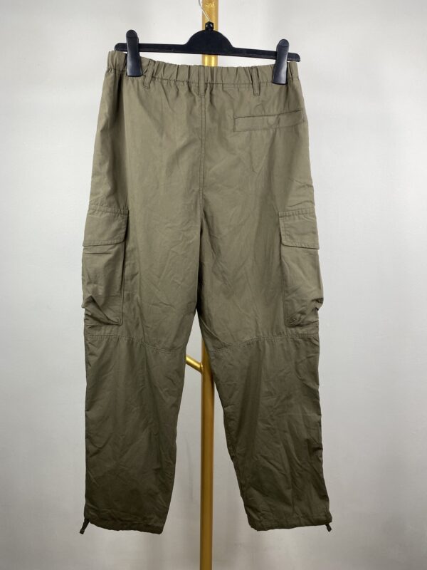 UNI QLO polyester cargo pant - LARGE - Image 5