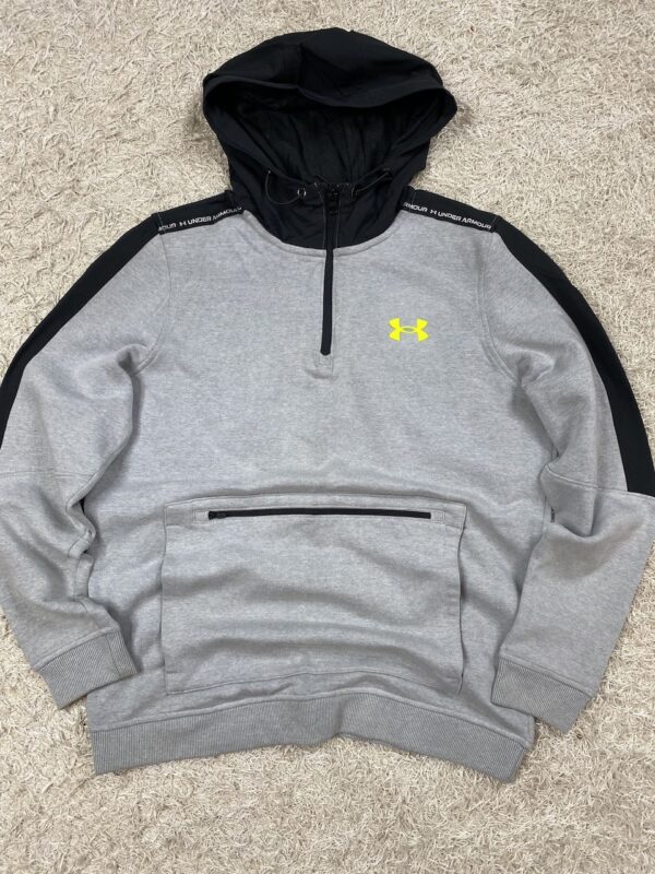 UNDER ARMOUR HOODIE - Image 3