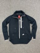 NIKE TRACK JACKET WOMEN- MEDIUM