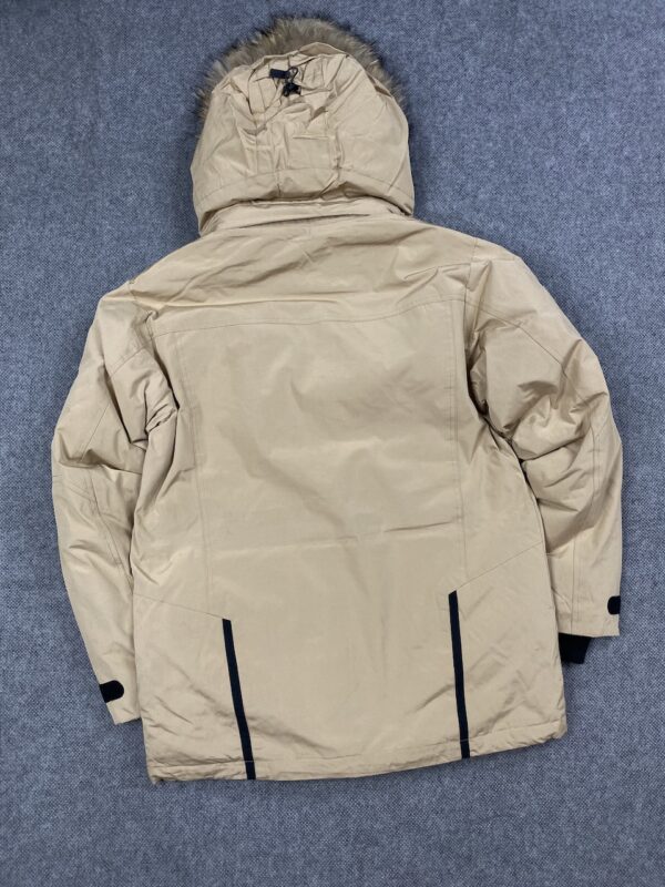 BKBT HEAVY QUALITY PUFFER JACKET - LARGE - Image 9