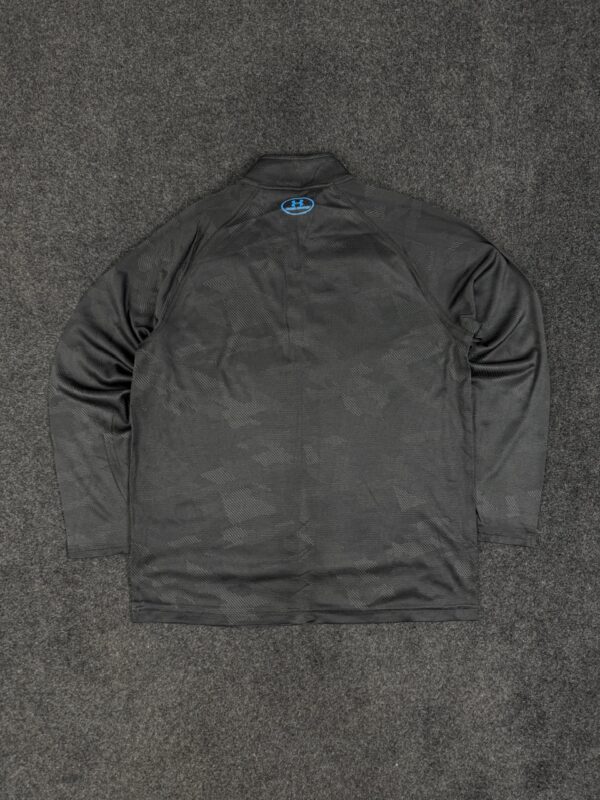 Under armour full sleeve T-shirt with zip