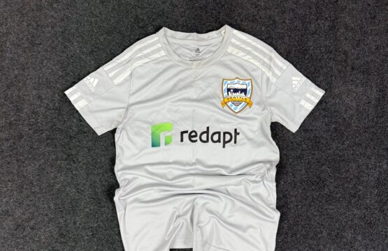Adidas soccer jersey football shirt - XS ( women)