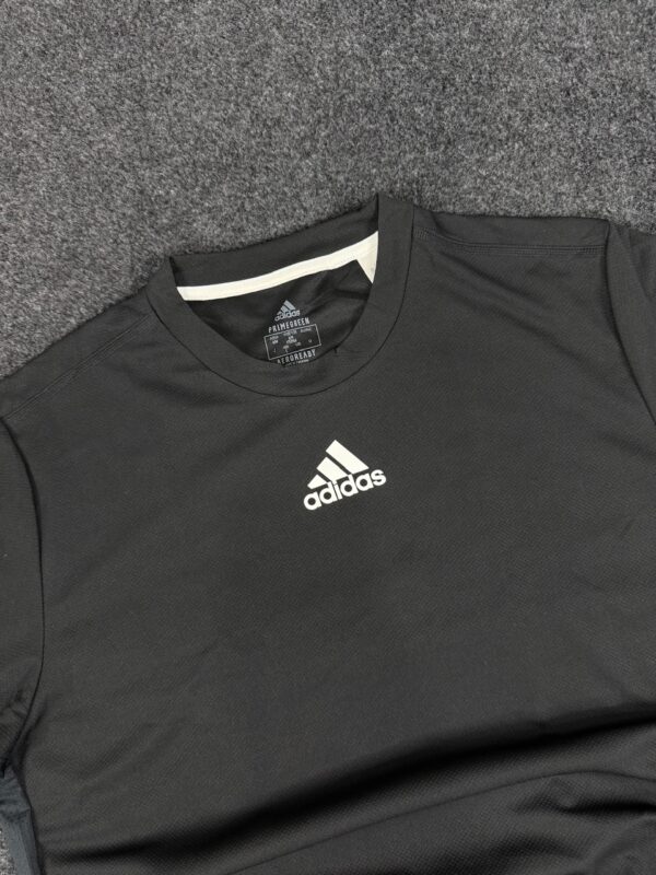 Adidas primegreen aeroready sport T-shirt - LARGE - Image 3
