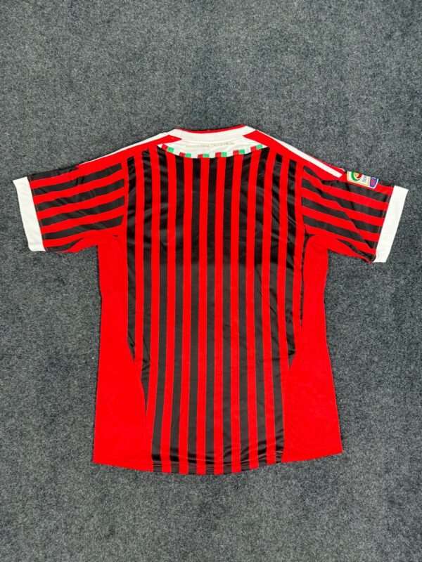 Vintage AC Milan 2011/2012 Home Rare  Football Soccer Jersey Shirt - LARGE - Image 5