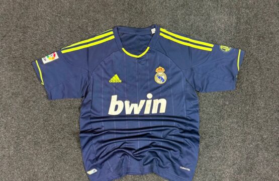 Adidas Real Madrid football jersey - SMALL