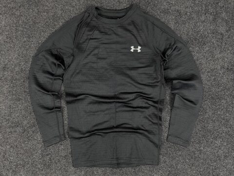UNDER ARMOUR COLDGEAR T-SHIRT- SMALL