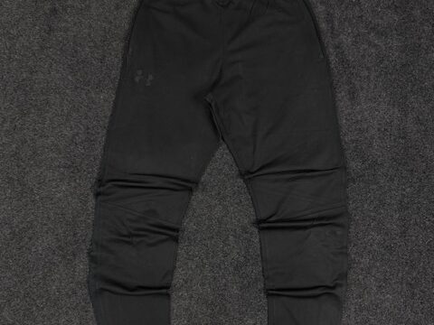 UNDER ARMOUR TRACK PANTS - MEDIUM