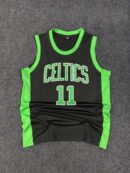 Basketball jersey  - MEDIUM