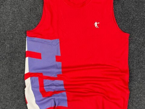 Basketball jersey - SMALL