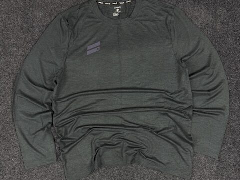 HURLEY X ACTIVEWEAR T-SHIRT - XL