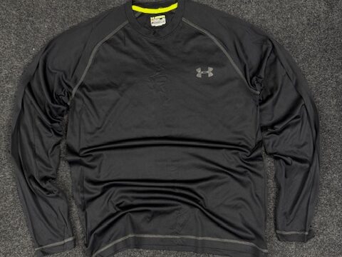 Under armour heatgear loose T-shirt - SMALL