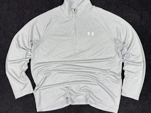 UNDER ARMOUR HEATGEAR T-SHIRT. - XL