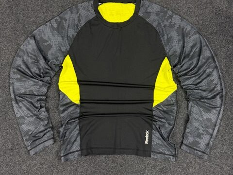 REEBOK COMPRESSION T-SHIRT - LARGE