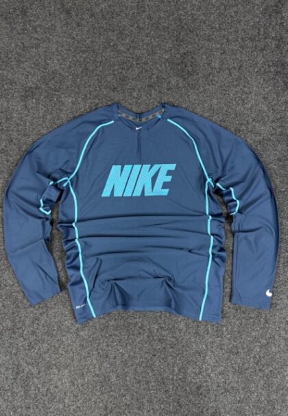 NIKE DRI FIT ACTIVEWEAR T-SHIRT - MEDIUM