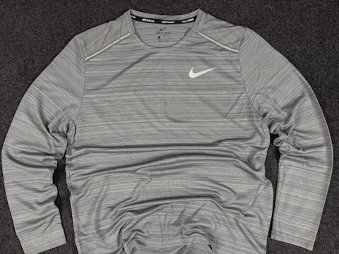 NIKE DRI FIT RUNNING SPORTS T-SHIRT - LARGE