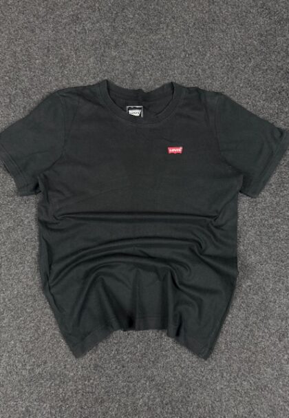Levis T-shirt