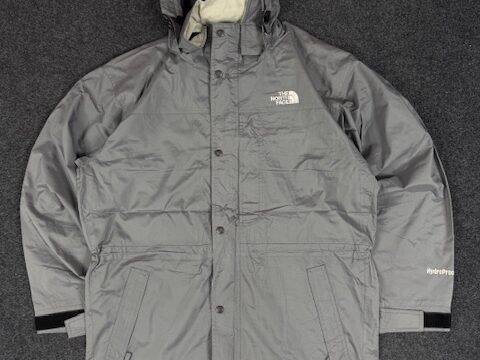 The north face windbreaker jacket