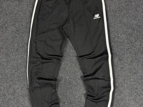 NEW BALANCE BLACK TRACK PANT - SMALL