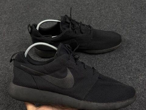 Nike Roshe Run Men’s Running Triple black Shoes - UK17
