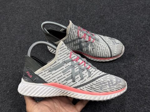 FILA WOMEN RUNNING SHOES- UK5