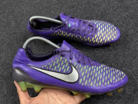 Nike Men's Magista Opus FG FOOTBALL SOCCER SHOES UK8.5