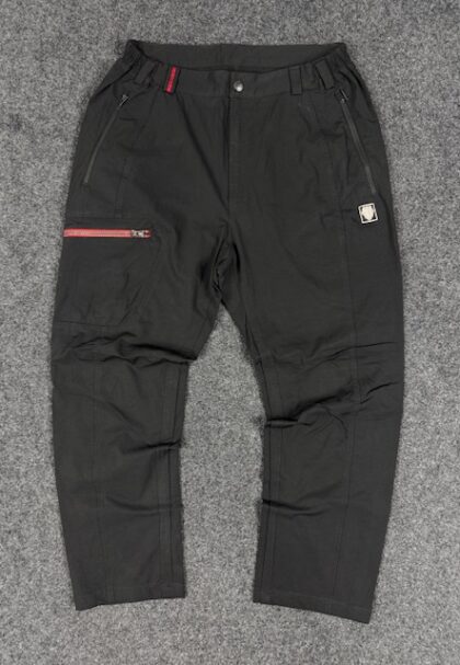 Black yak outdoor mountain pants - LARGE