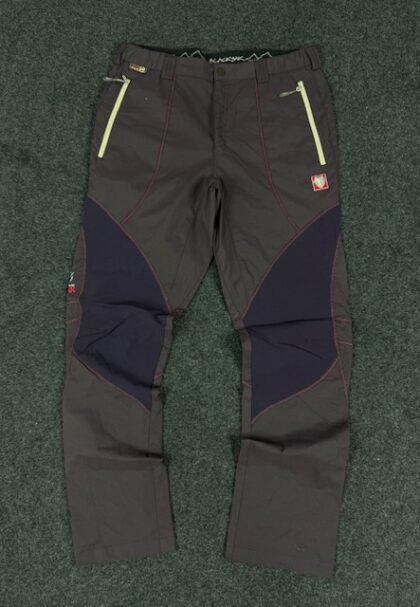Black yak extreme peak outdoor mountain pants - W30 L37