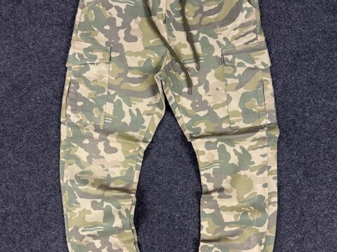 Vintage Camouflage Cargo Pants - MEDIUM