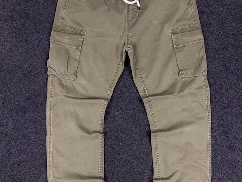 PLAN A OUTFITTERS VINTAGE CARGO PANTS - LARGE