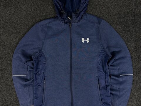 UNDER ARMOUR LOOSE FIT TRACK JACKET - SMALL