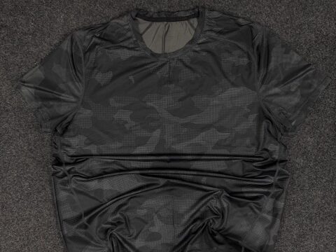 H&M SPORTS ACTIVEWEAR T-SHIRT - XXL